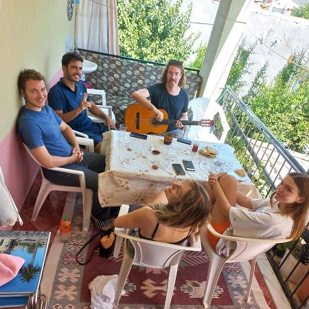 Adventurous Local Hostel Фетхие Экстерьер фото